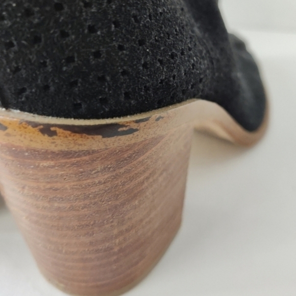 1. State Nordstrom Black Suede Ankle Boots Size 7.5 - Picture 5 of 6